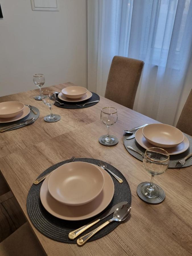 Apartman Lovre Zadar Exteriör bild