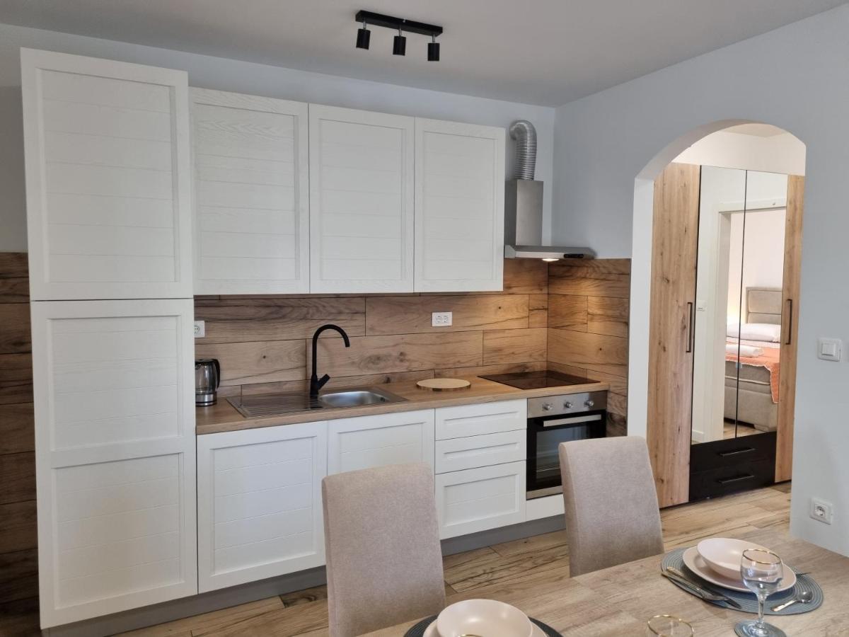 Apartman Lovre Zadar Exteriör bild