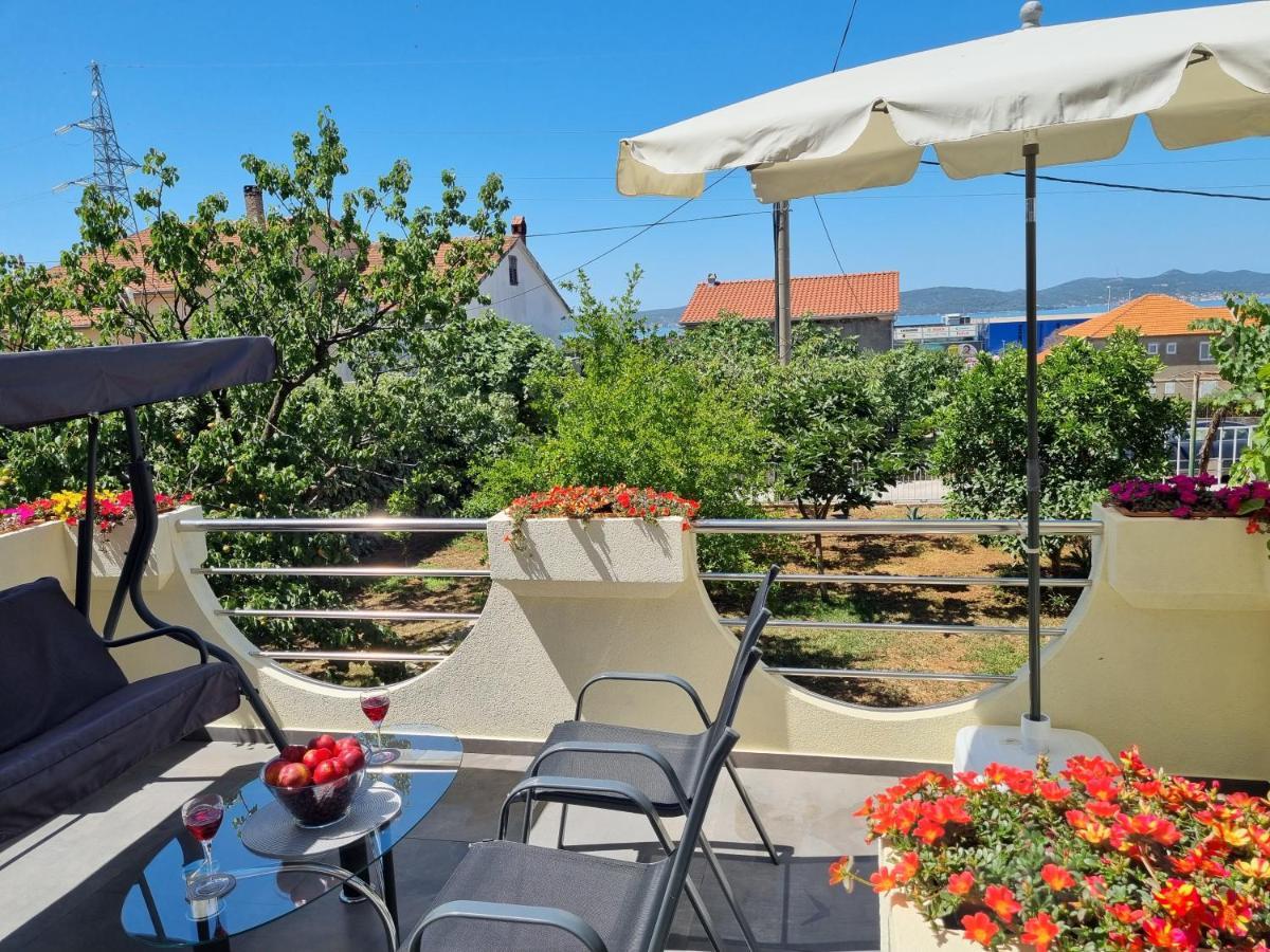 Apartman Lovre Zadar Exteriör bild