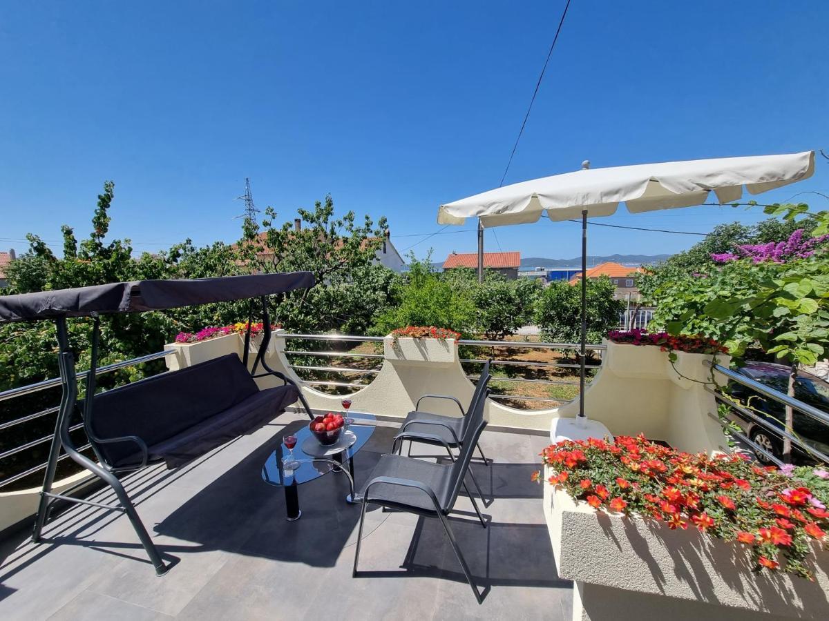 Apartman Lovre Zadar Exteriör bild
