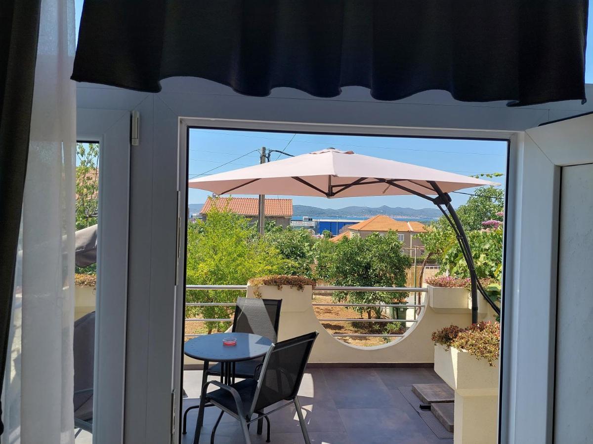 Apartman Lovre Zadar Exteriör bild